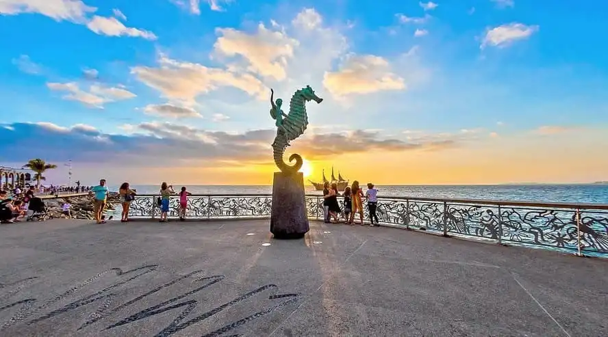 Compra tus boletos de autobús y viaja a Puerto Vallarta