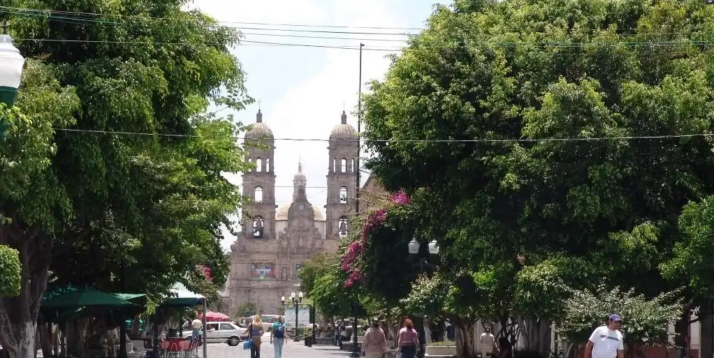 Compra tus boletos de autobús y viaja a Zapopan